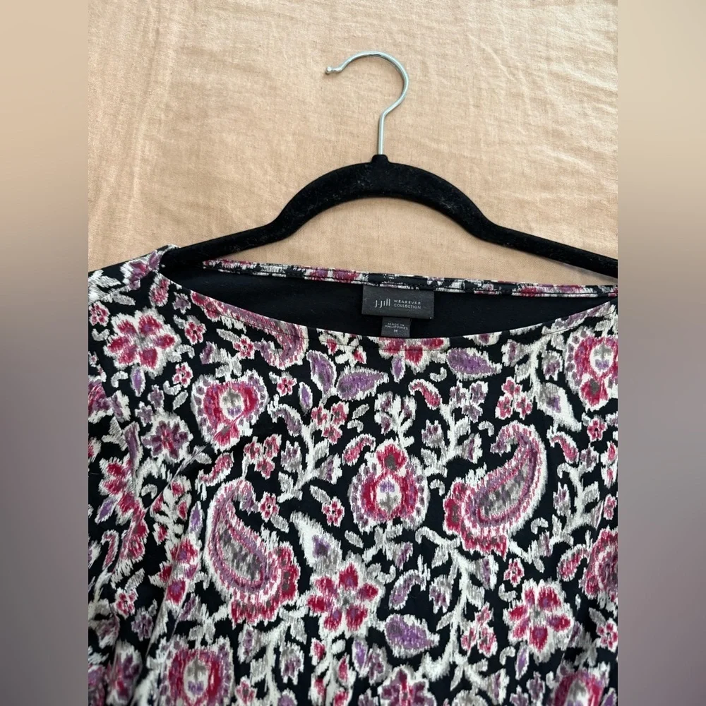 JJill Wearever collection Floral Paisley Long Sleeve knee length shift dress